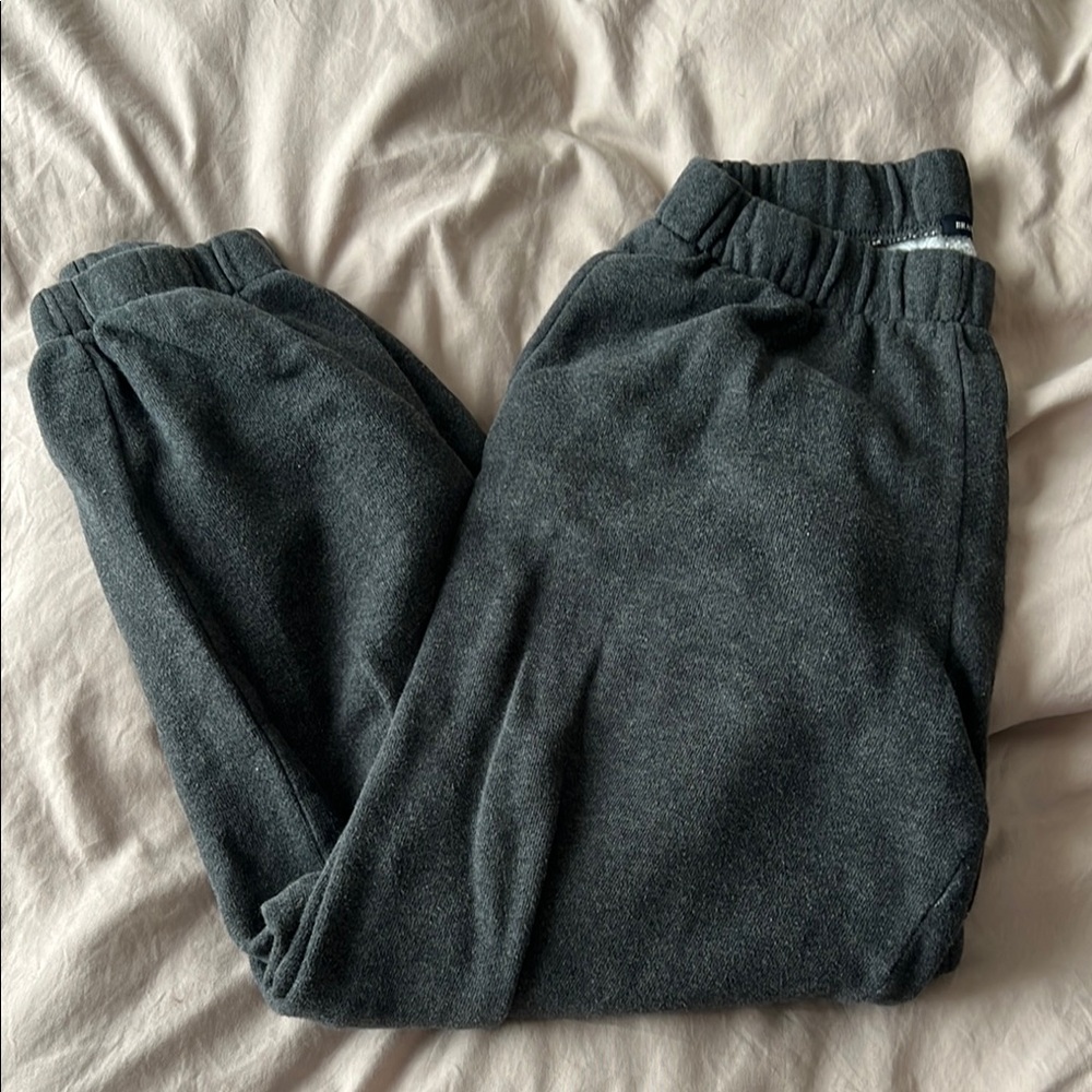 BRANDY MELVILLE gray sweatpants